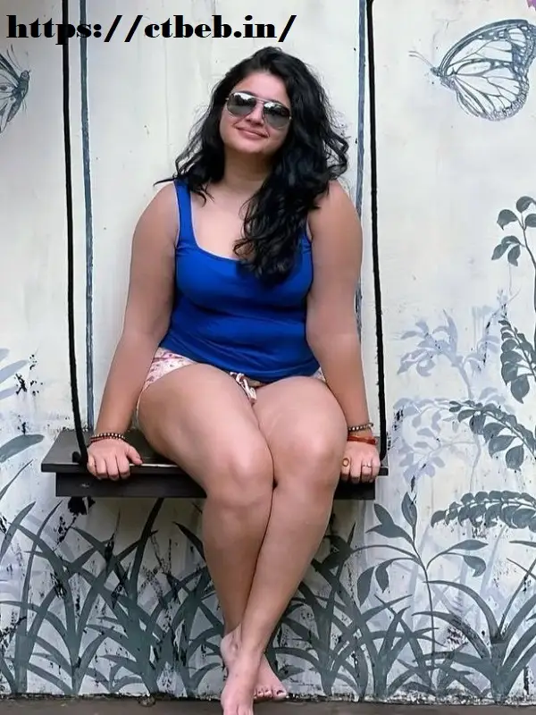 Model escort in Surat profile