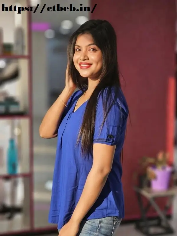 female escort Surat profile